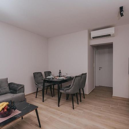 Apartments Virgine Maria I Baška Esterno foto