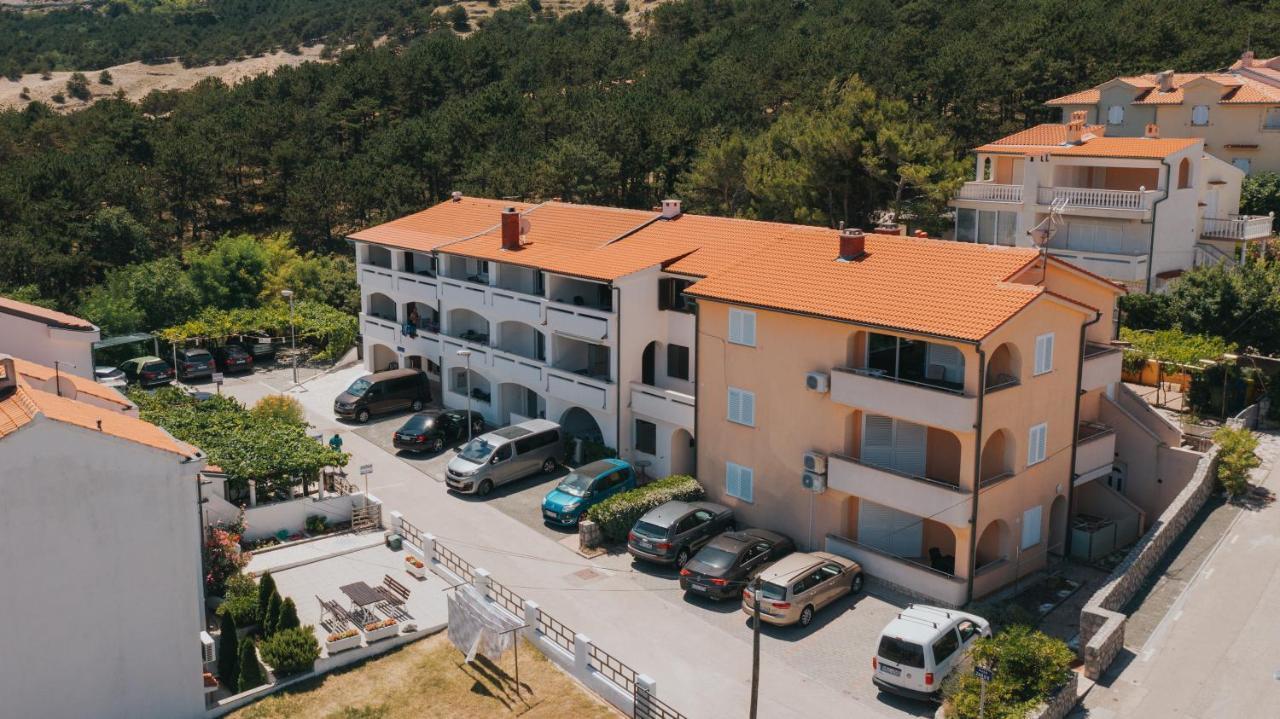 Apartments Virgine Maria I Baška Esterno foto