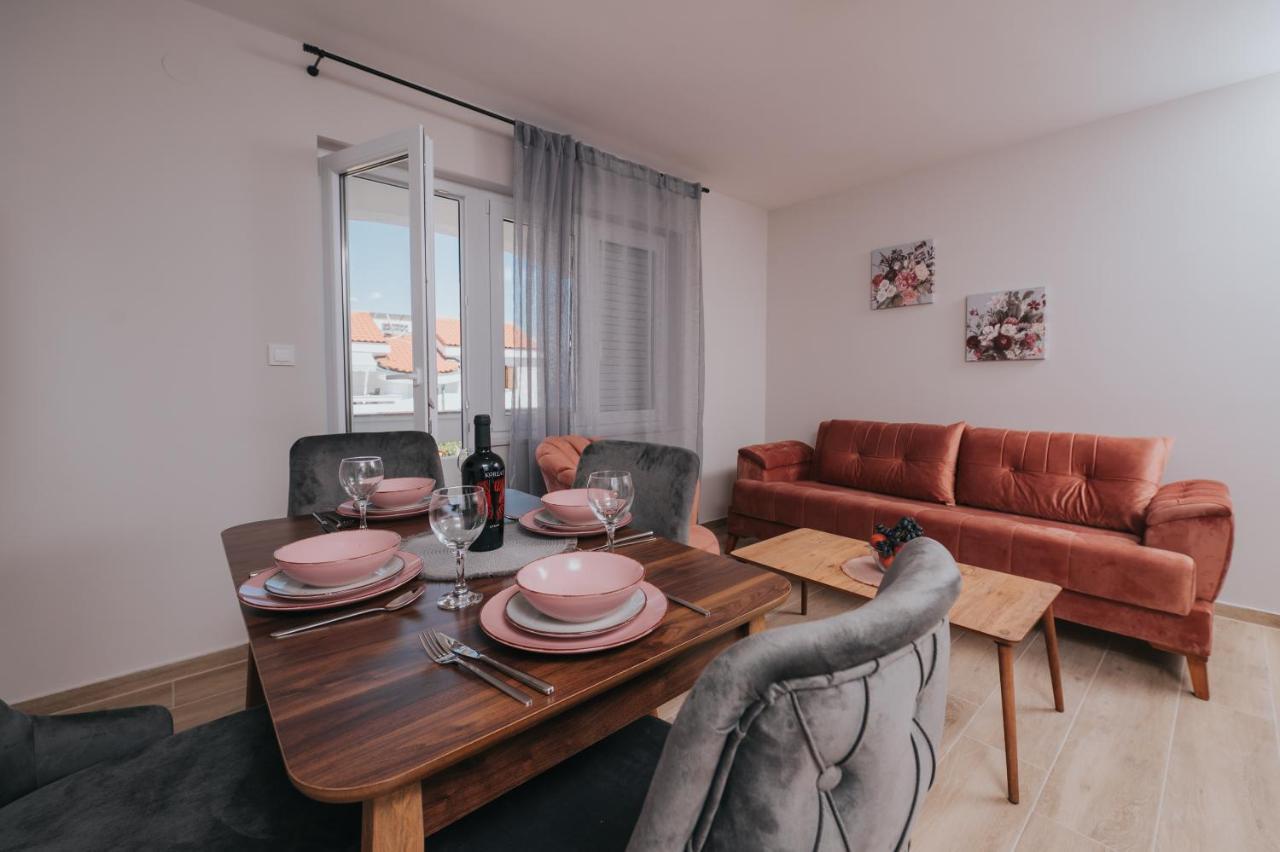 Apartments Virgine Maria I Baška Esterno foto