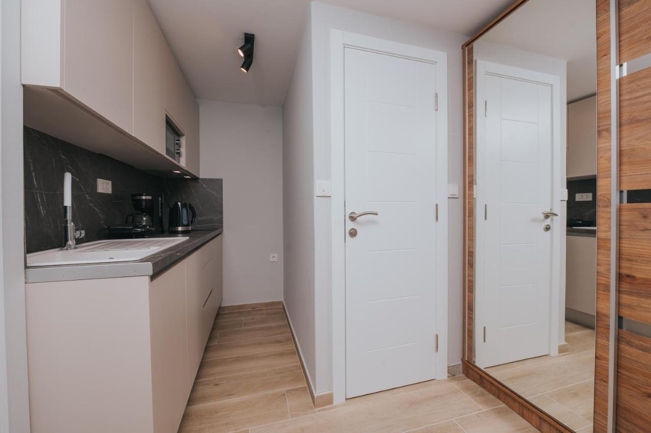 Apartments Virgine Maria I Baška Esterno foto