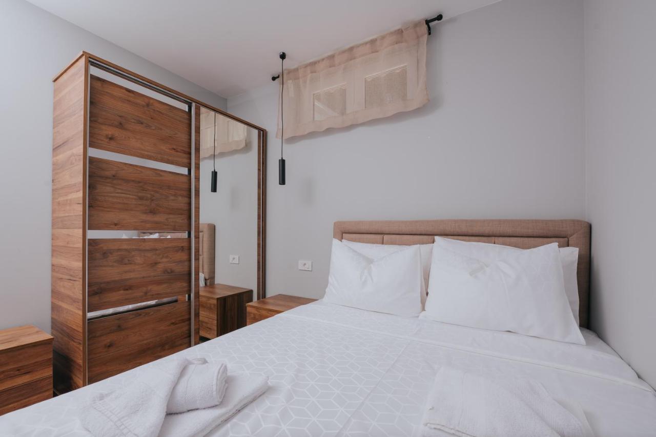 Apartments Virgine Maria I Baška Esterno foto