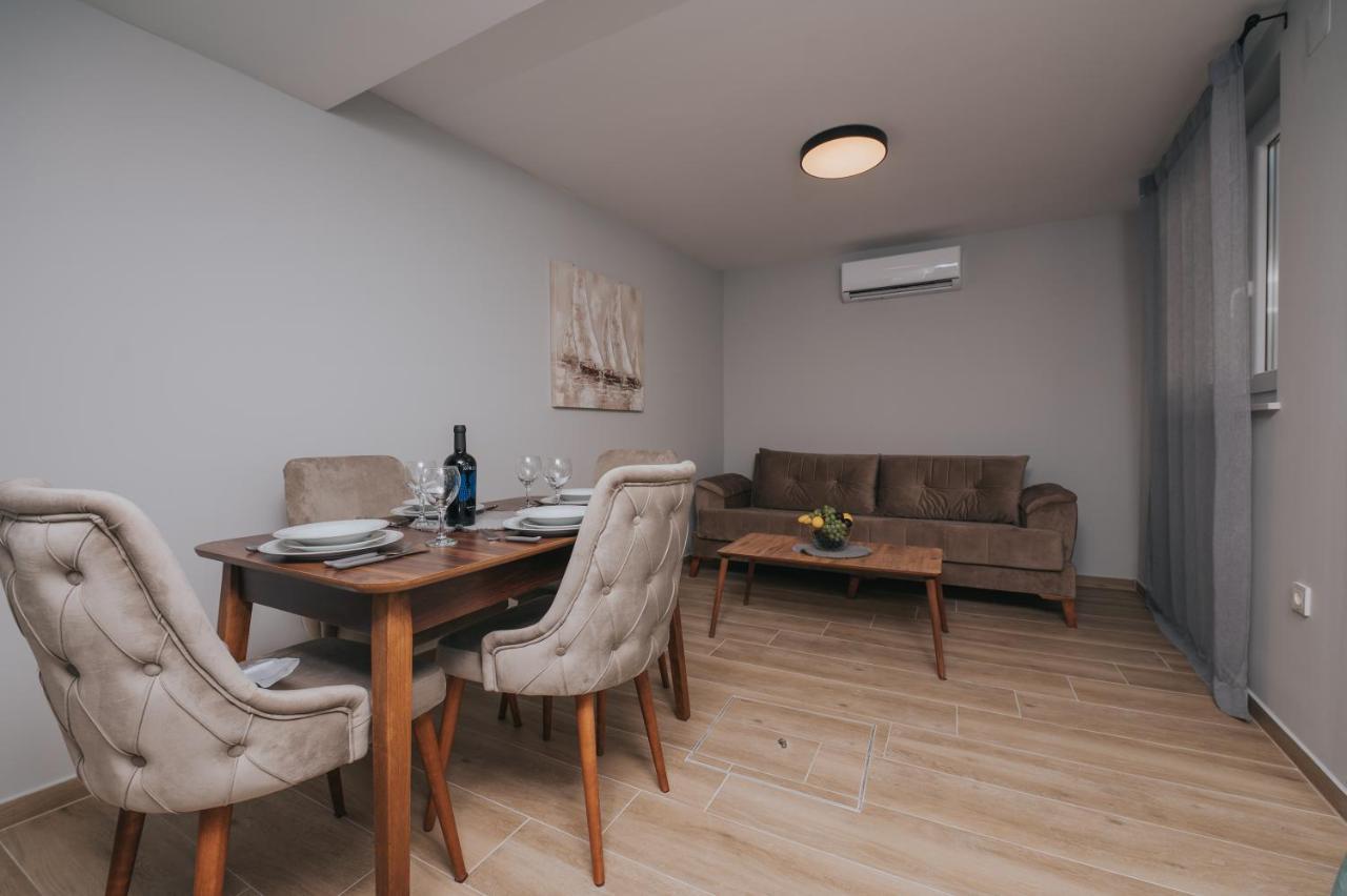 Apartments Virgine Maria I Baška Esterno foto